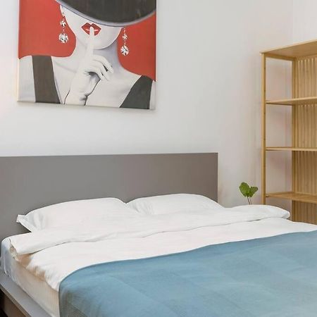 Ultra-Central University Square Apartament Apartament Bucureşti Eksteriør bilde